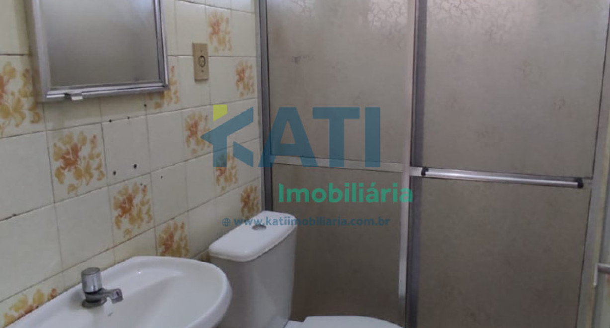 Sala Comercial , em frente Hospital Vida e Saúde - Rua Francisco Timm