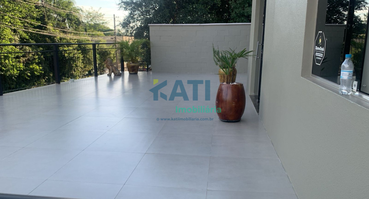 Casa e sala comercial - Rua Santa Rosa