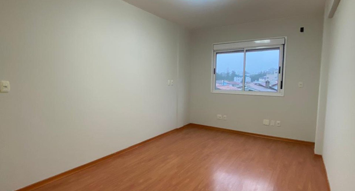 Apartamento no Ed. Amanda em Santa Maria. - Rua João Batista da Cruz Jobim