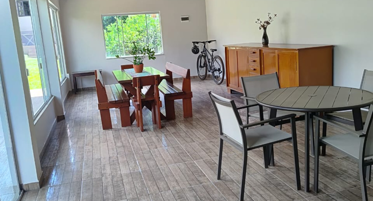 Casa na Av. Santa Cruz - Av. Santa Cruz