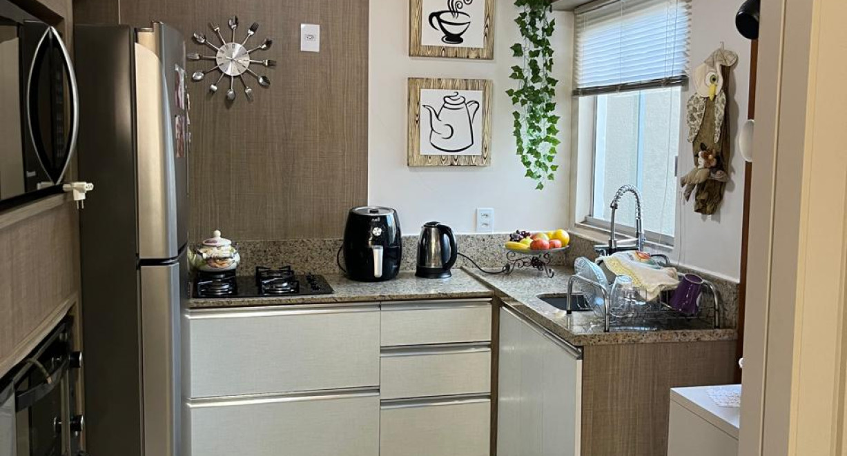 Casa com piscina no bairro Sulina - Rua Itajaí