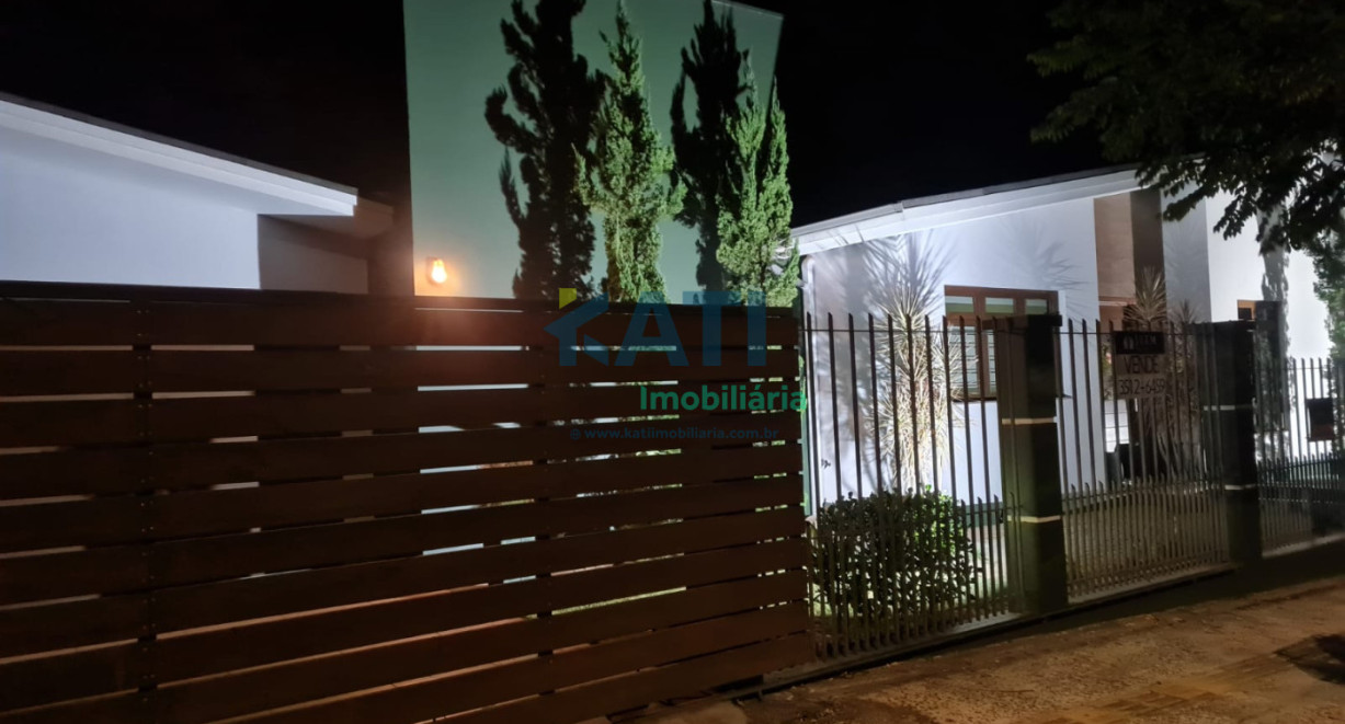 Casa de esquina alto padrão - Rua Barão do Rio Branco