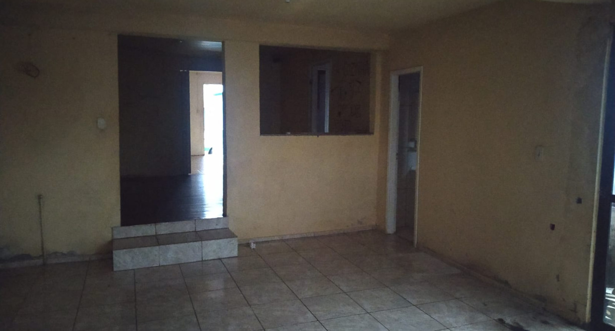 Casa para venda na Planalto - Rua Demétrio Ribeiro