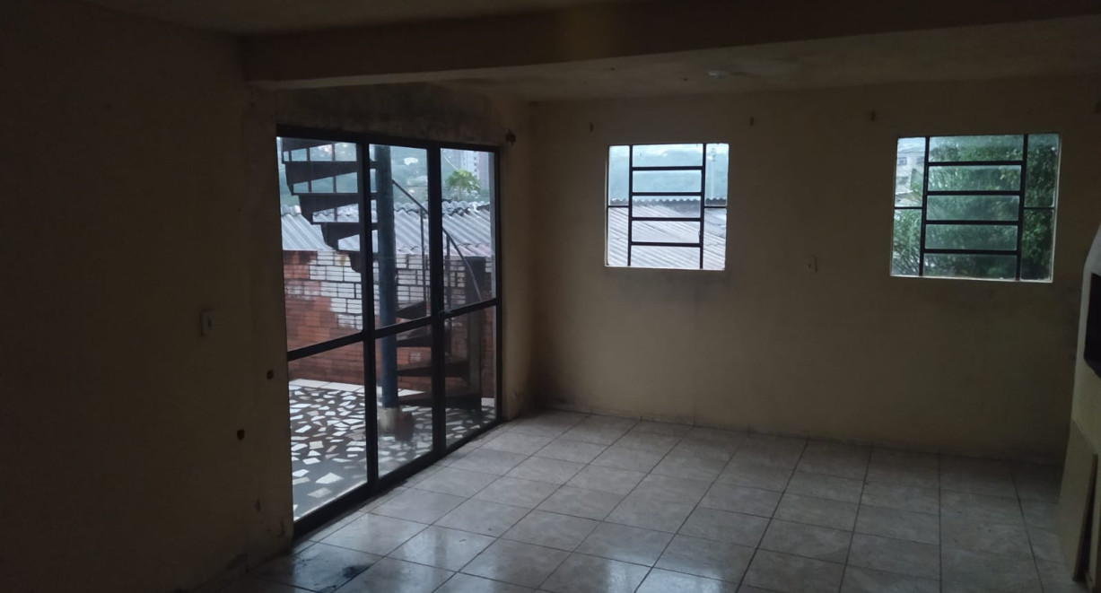 Casa para venda na Planalto - Rua Demétrio Ribeiro