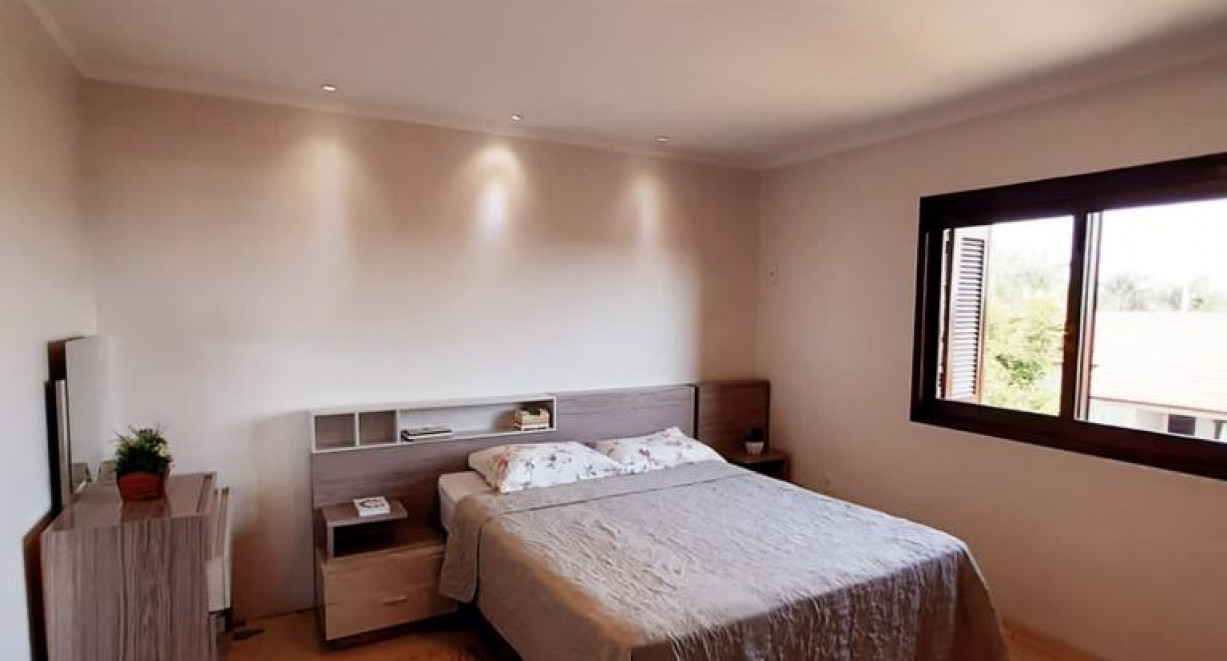 Residência  alto padrão, Bairro Novo Horizonte. - Rua Inês Perini