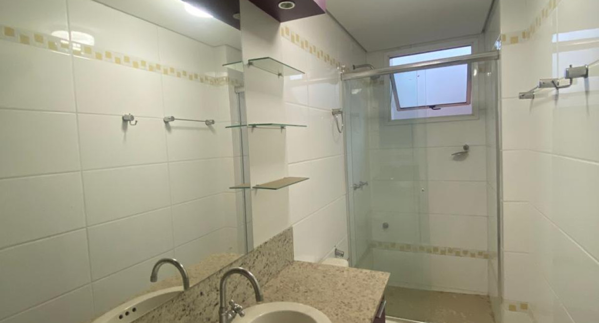 Apartamento semi mobiliado para locação em Santa Maria. - Rua João Batista da Cruz Jobim