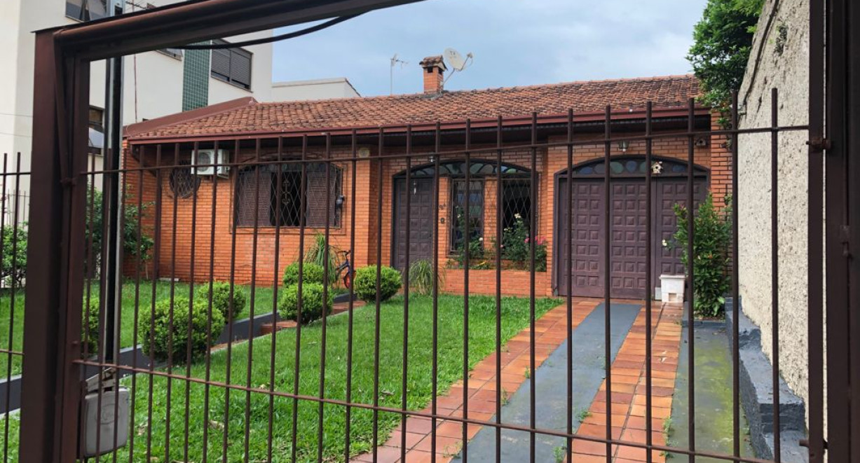 Casa Mista, Bairro Bancários - Rua Augusto Krebs