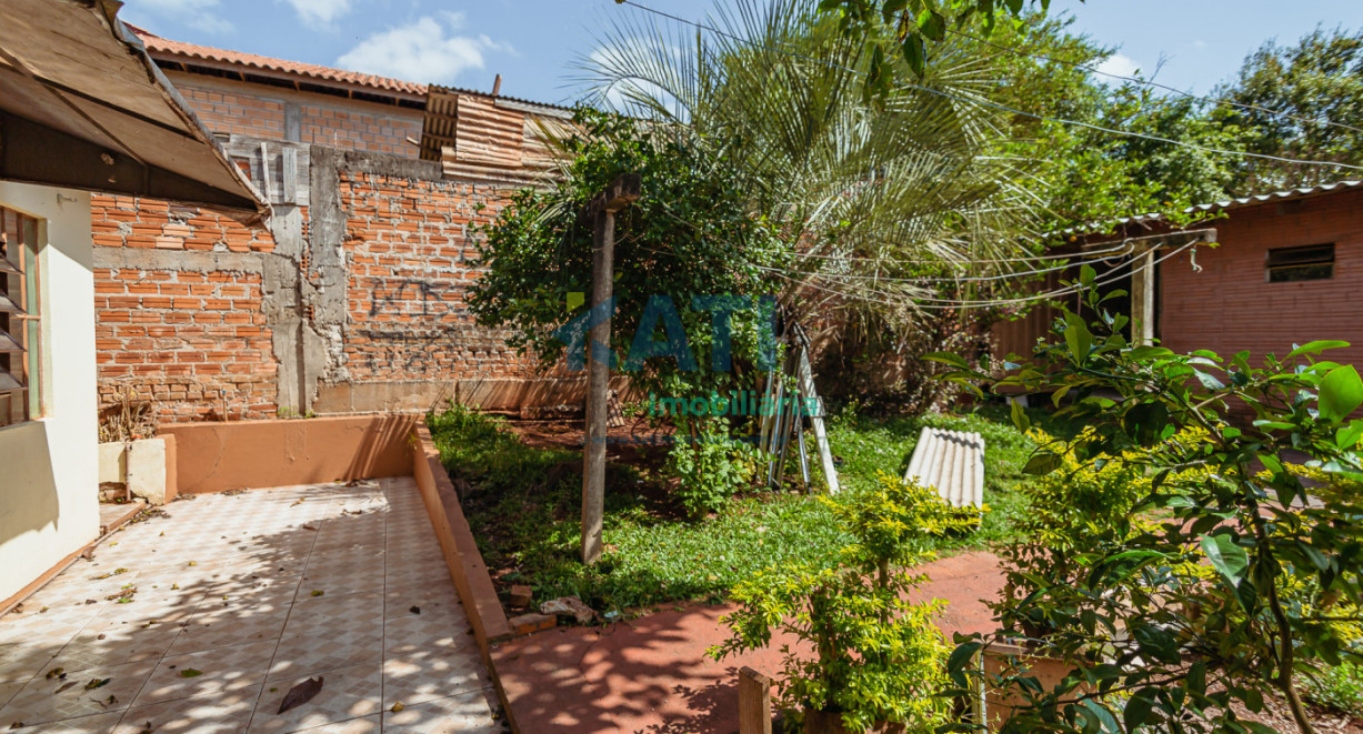 Casa mista na vila Beatriz - Rua Dr. Acioly