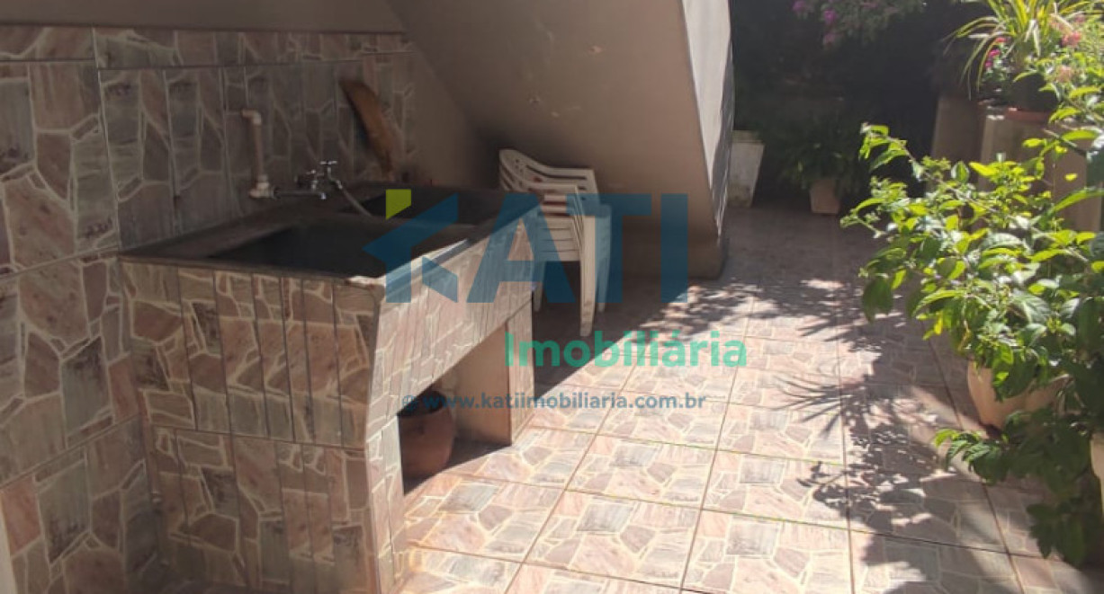 Apartamento térreo - Rua Borges Fortes