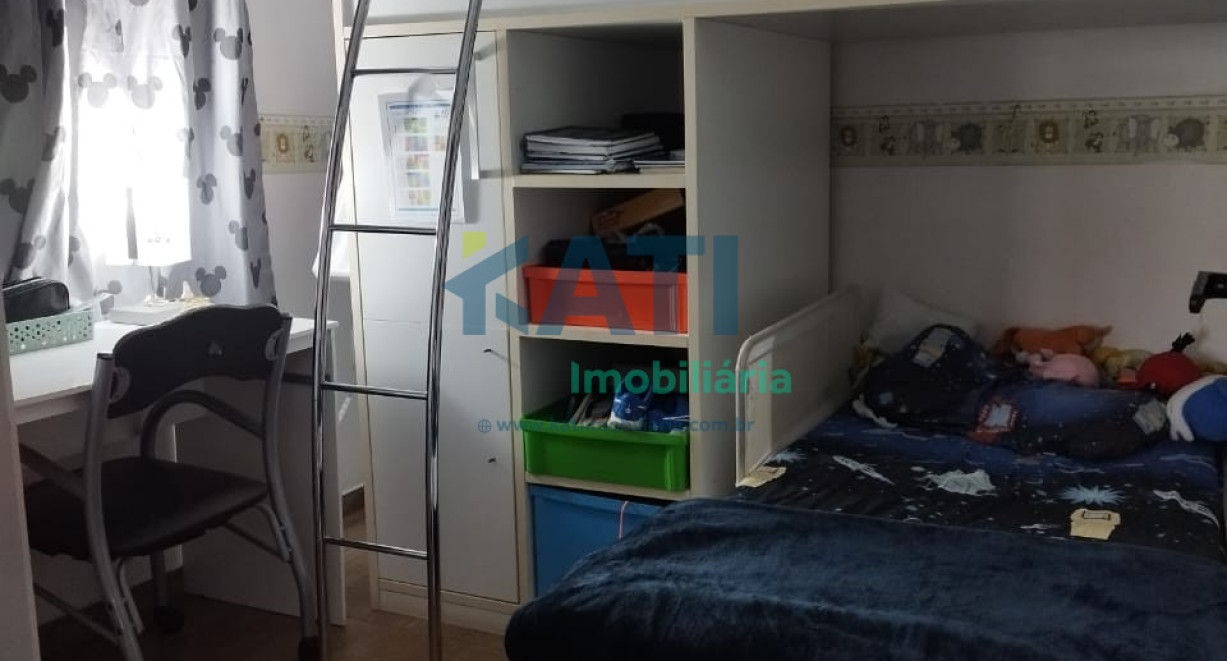 Casa de esquina, Bairro Cruzeiro - Av. Fermino de Paula