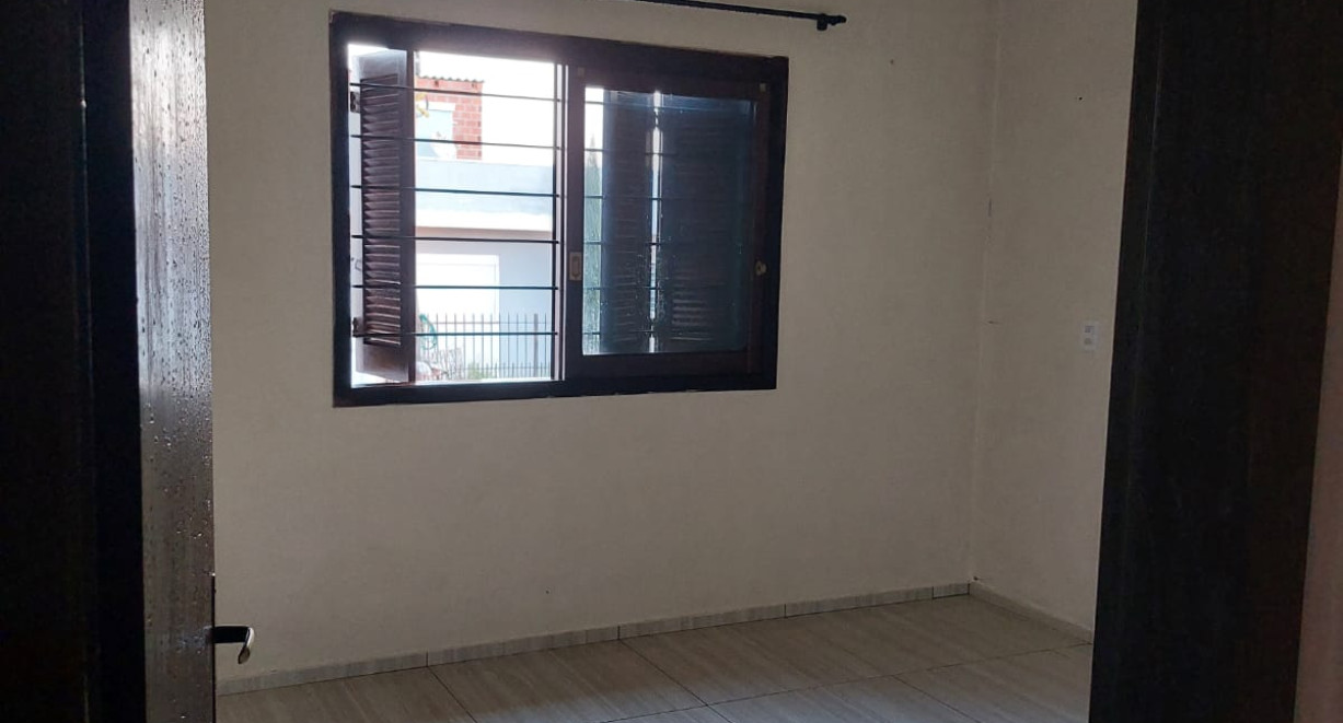 Casa no Lot. Caminho das Águas - Rua das Guajuviras