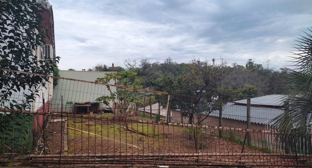 Terreno de esquina com ótima localização - Rua São Luiz