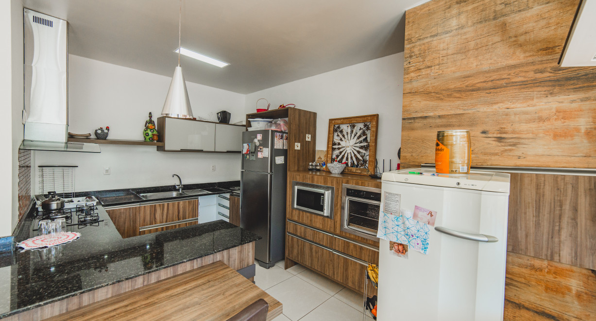 Casa finamente decorada, com ótima localização!! - Rua Augusto Krebs