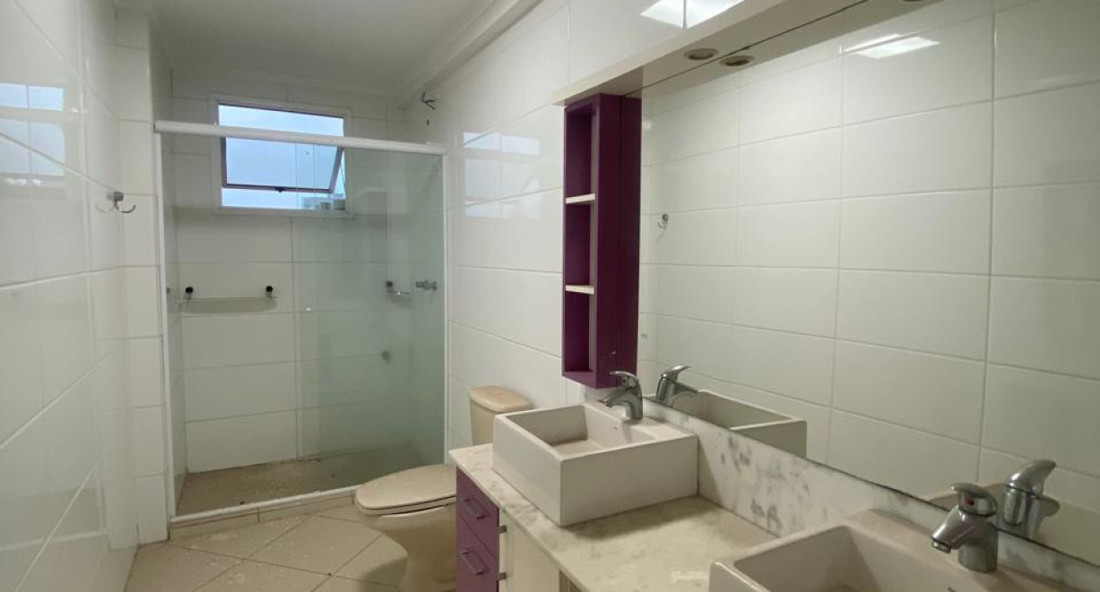 Apartamento no Ed. Amanda em Santa Maria. - Rua João Batista da Cruz Jobim