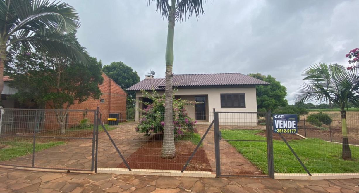 Casa com área de terra Bairro Cruzeiro - Rua Joaquim Rodrigues