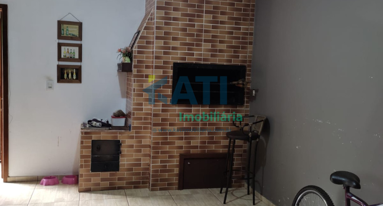 Casa na Sulina, com piscina - Rua São Borja