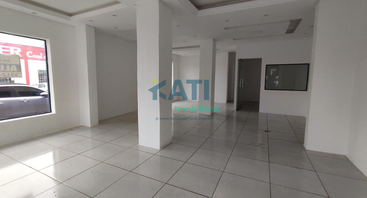 Sala comercial de esquina - Rua Coelho Neto