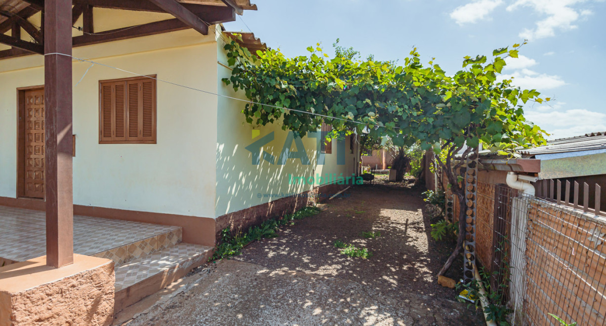 Casa mista na vila Beatriz - Rua Dr. Acioly