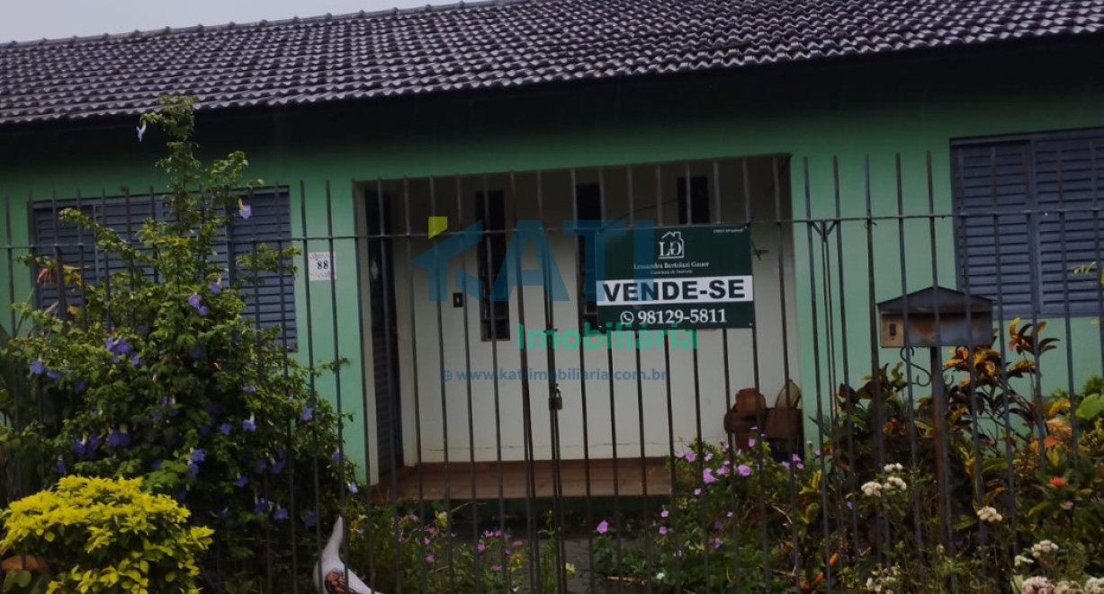 Casa de esquina  na Vila Flores - Rua Gonçalves Dias