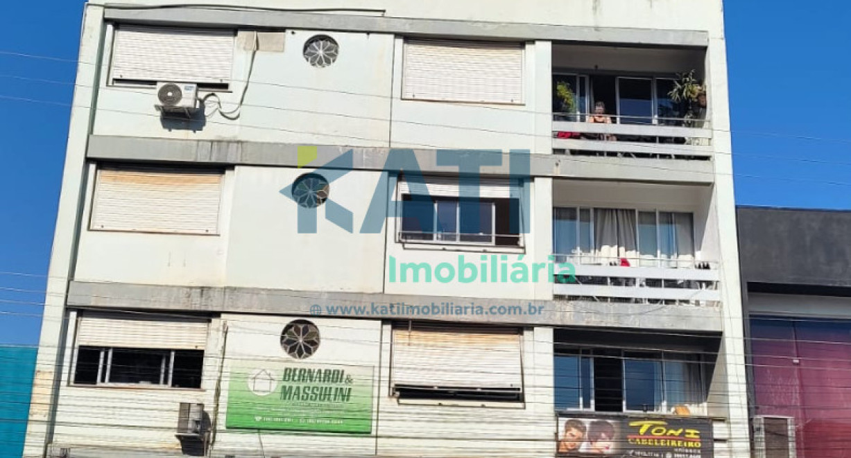 Apartamento central - Rua Cristóvão Colombo