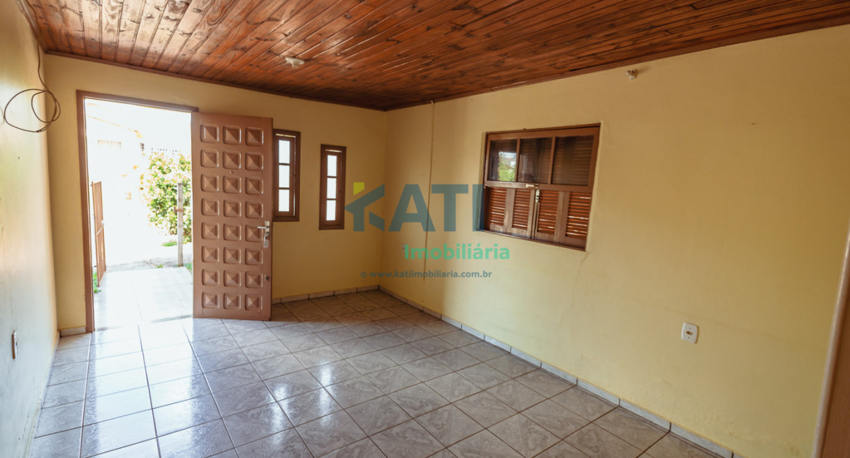 Casa mista na vila Beatriz - Rua Dr. Acioly