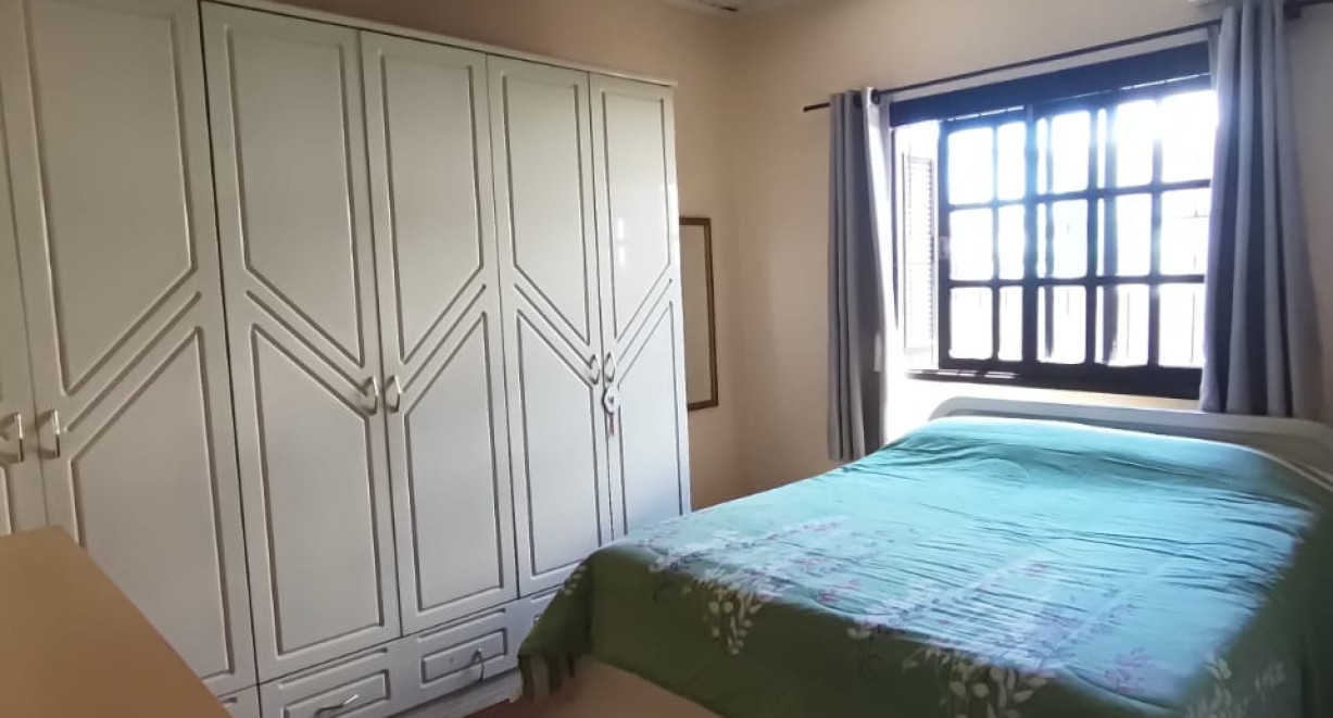 Casa na Av. Santa Cruz - Av. Santa Cruz