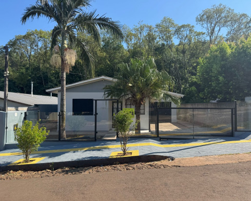 Casa para venda no bairro Sulina