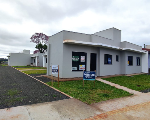 Casas geminadas novas em Cruzeiro